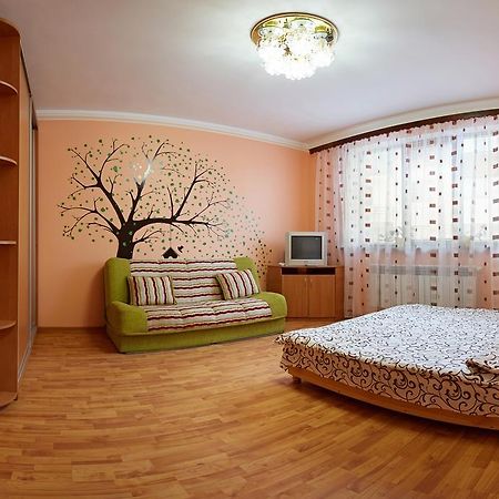 リウネBabylon Apartmens On Zhukovaアパートメント 部屋 写真