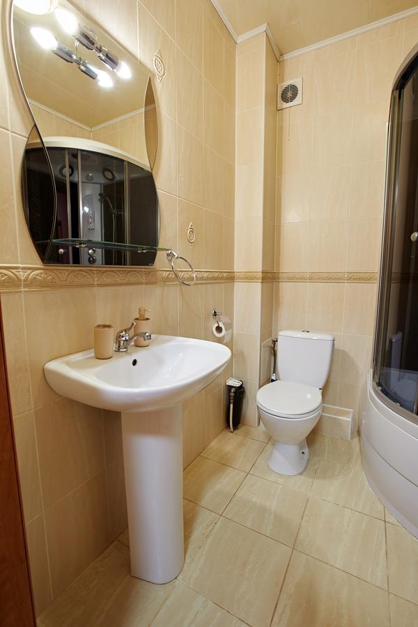 リウネBabylon Apartmens On Zhukovaアパートメント 部屋 写真
